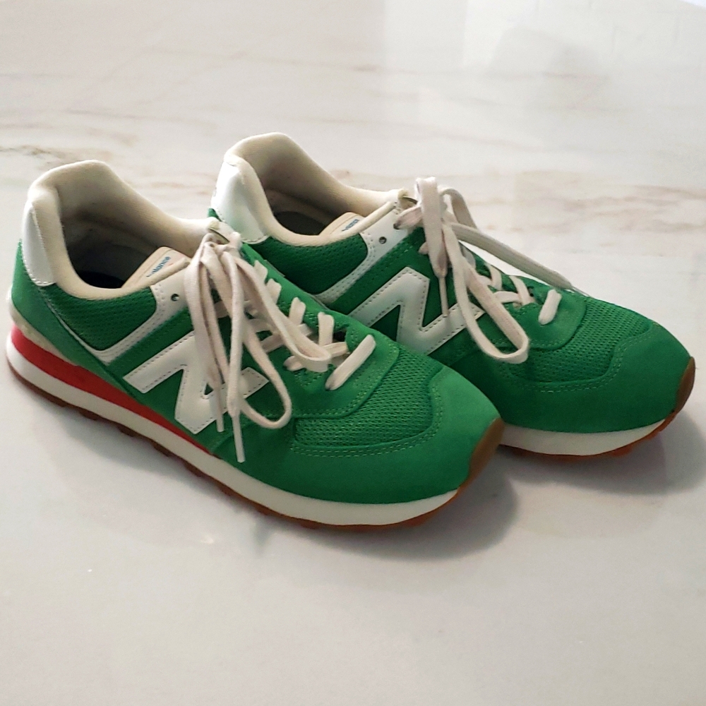 New Balance Classic 574 Men's Running sneakers Green, red and white color